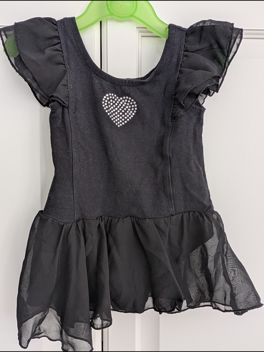 4/$20 Dance Diva Black Rhinestone Heart Leotard – Girls Size 4